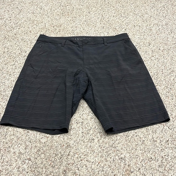 Hang Ten Men's Striped Shorts - Picture 1 of 7